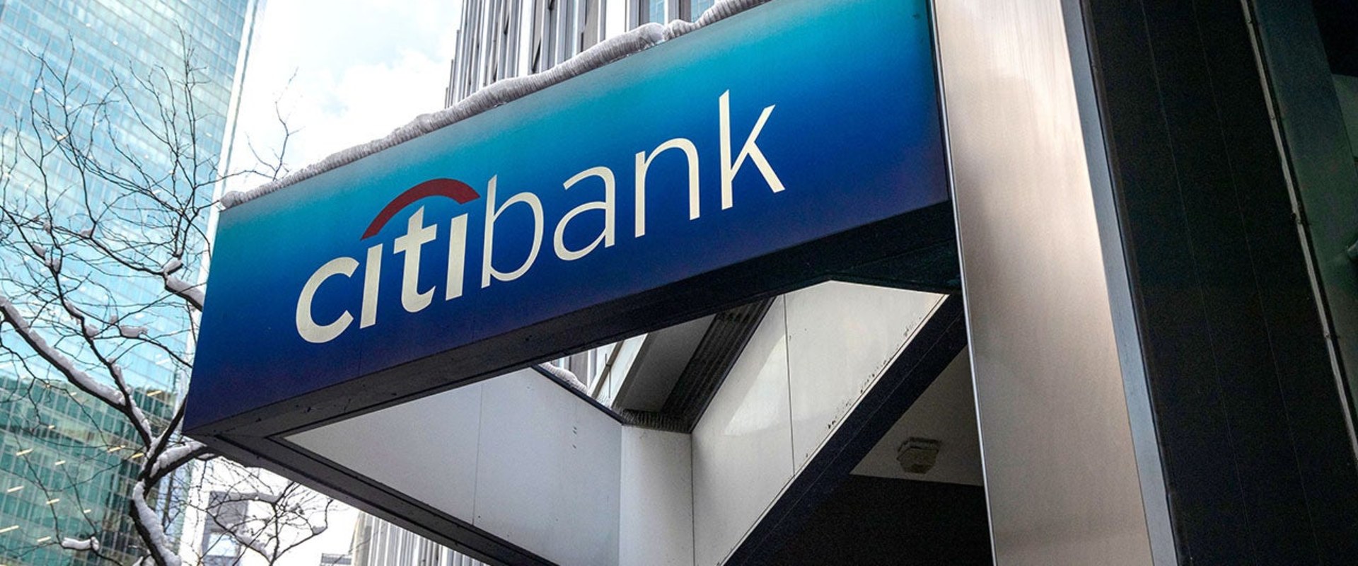 What is the Relationship Between Travelers Insurance and Citibank?